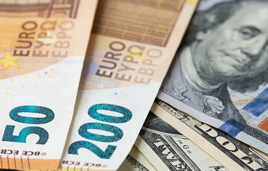 从“避险即美元”到多维博弈的汇率暗战